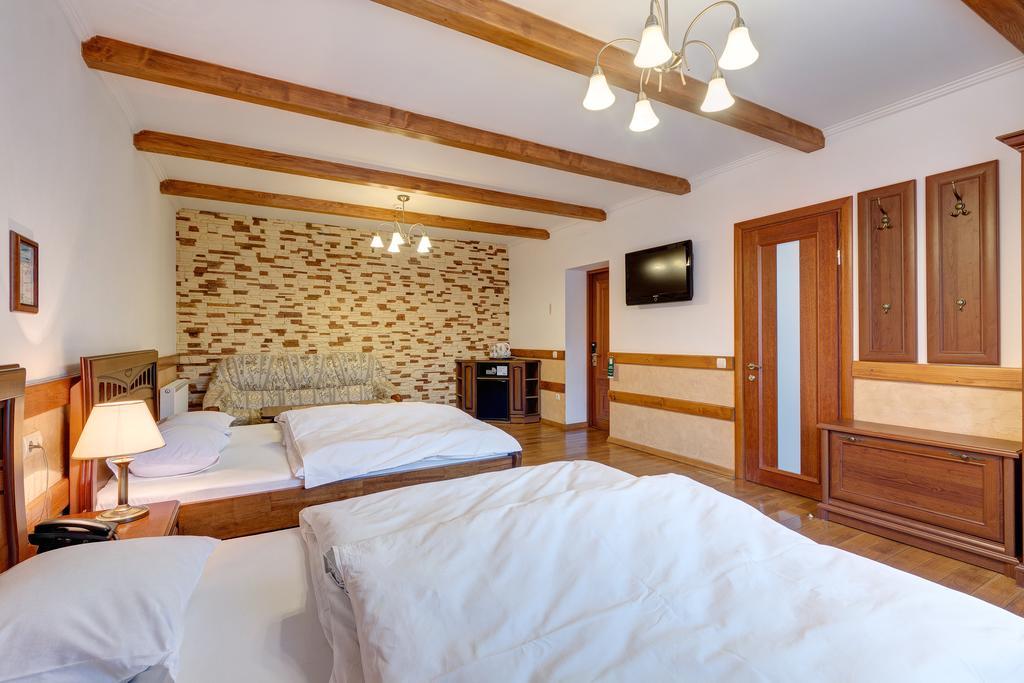 Hotel Perlyna Karpat Bukovel Exteriör bild