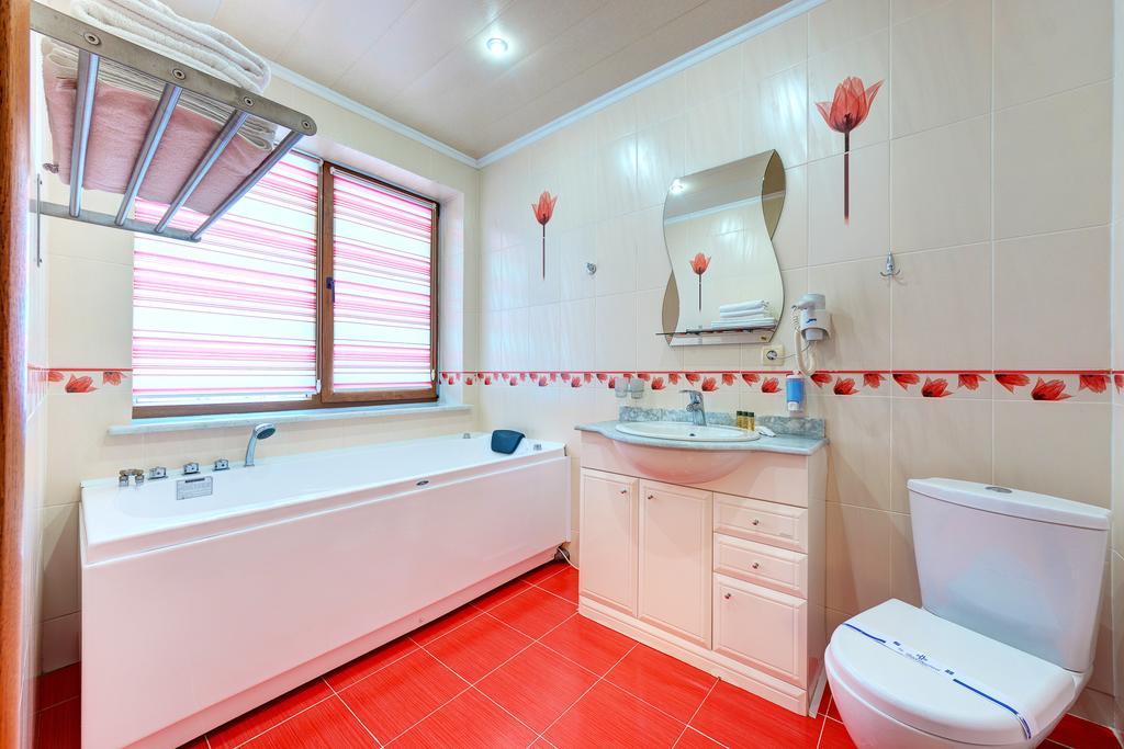Hotel Perlyna Karpat Bukovel Exteriör bild