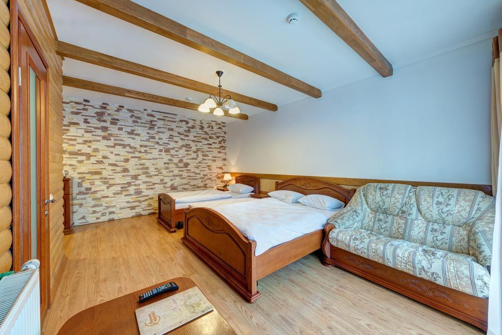 Hotel Perlyna Karpat Bukovel Exteriör bild