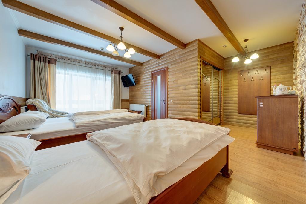 Hotel Perlyna Karpat Bukovel Exteriör bild