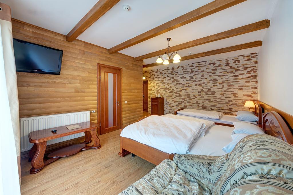 Hotel Perlyna Karpat Bukovel Exteriör bild