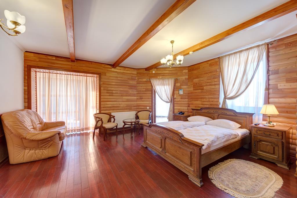Hotel Perlyna Karpat Bukovel Exteriör bild
