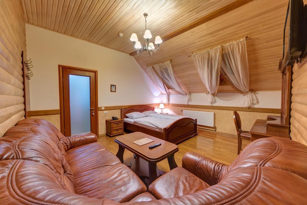 Hotel Perlyna Karpat Bukovel Exteriör bild